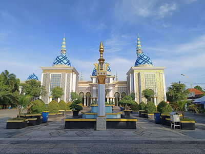 Masjid Agung Baitul Hakim Kota Madiun