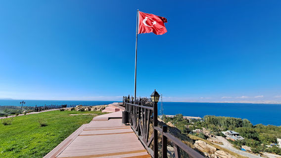 Edremit Maiden's Castle