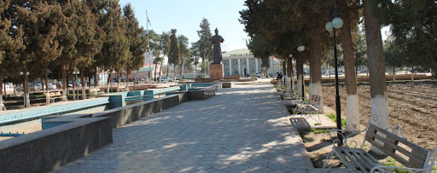 Monument Dzh. Balkhi