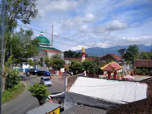 Alun-Alun Tamanan