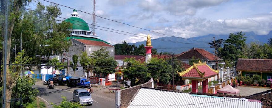 Alun-Alun Tamanan
