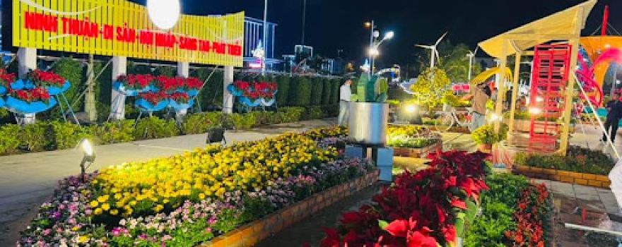 Quảng trường Thành Phố Phan Rang-Tháp Chàm Ninh Thuận (Square)