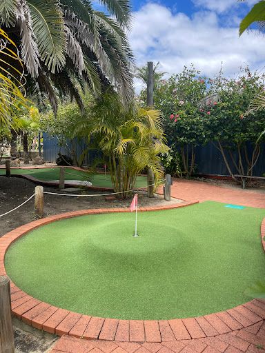 Supa Golf and Supa Putt