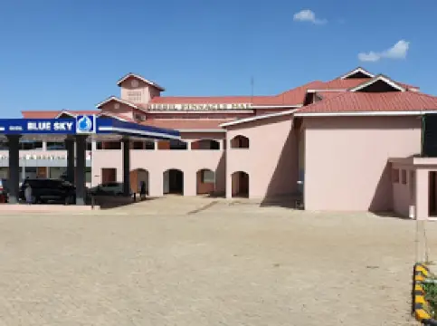 Kuju's Lounge & Restaurant