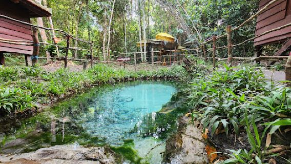 Kulen park (1000 lingams)