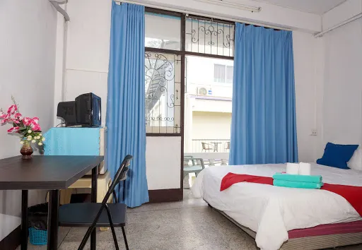 PJ Djbar & Guesthouse