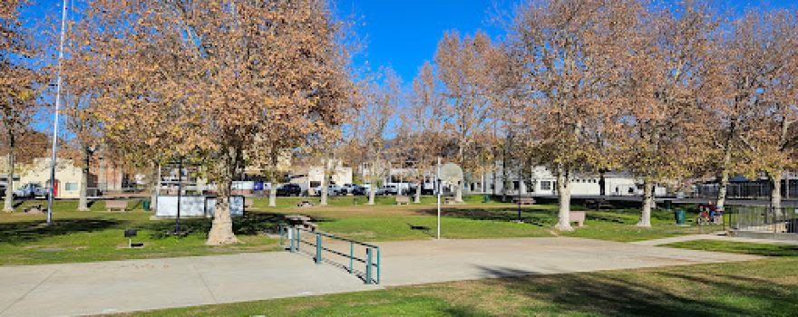 West Side Memorial Park