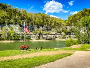 Cummins Ferry RV Park, Campground