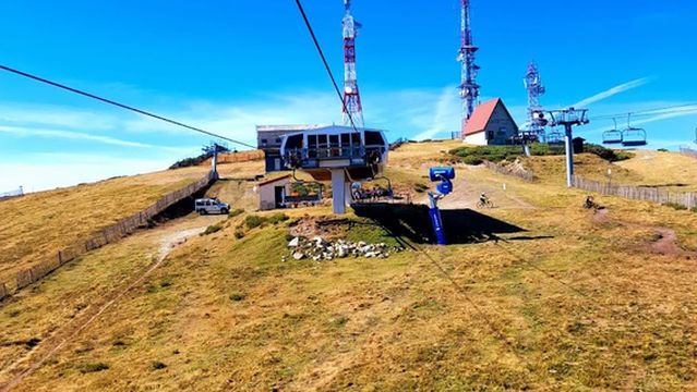 Estación de esquí é montaña de Manzaneda