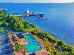 Kolam Renang dan Villa Restu Permai