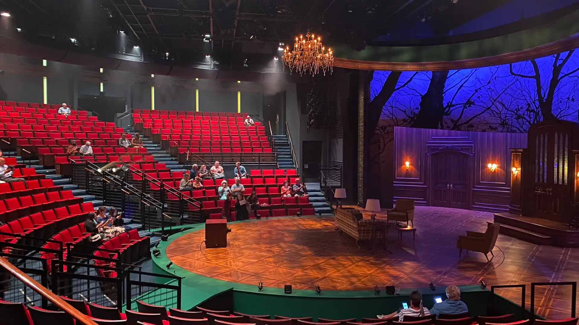 โรงแรมใกล้Alley Theatre