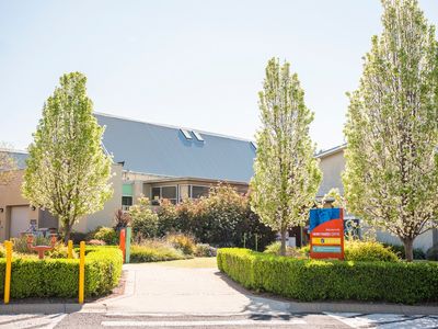 Henry Parkes Centre