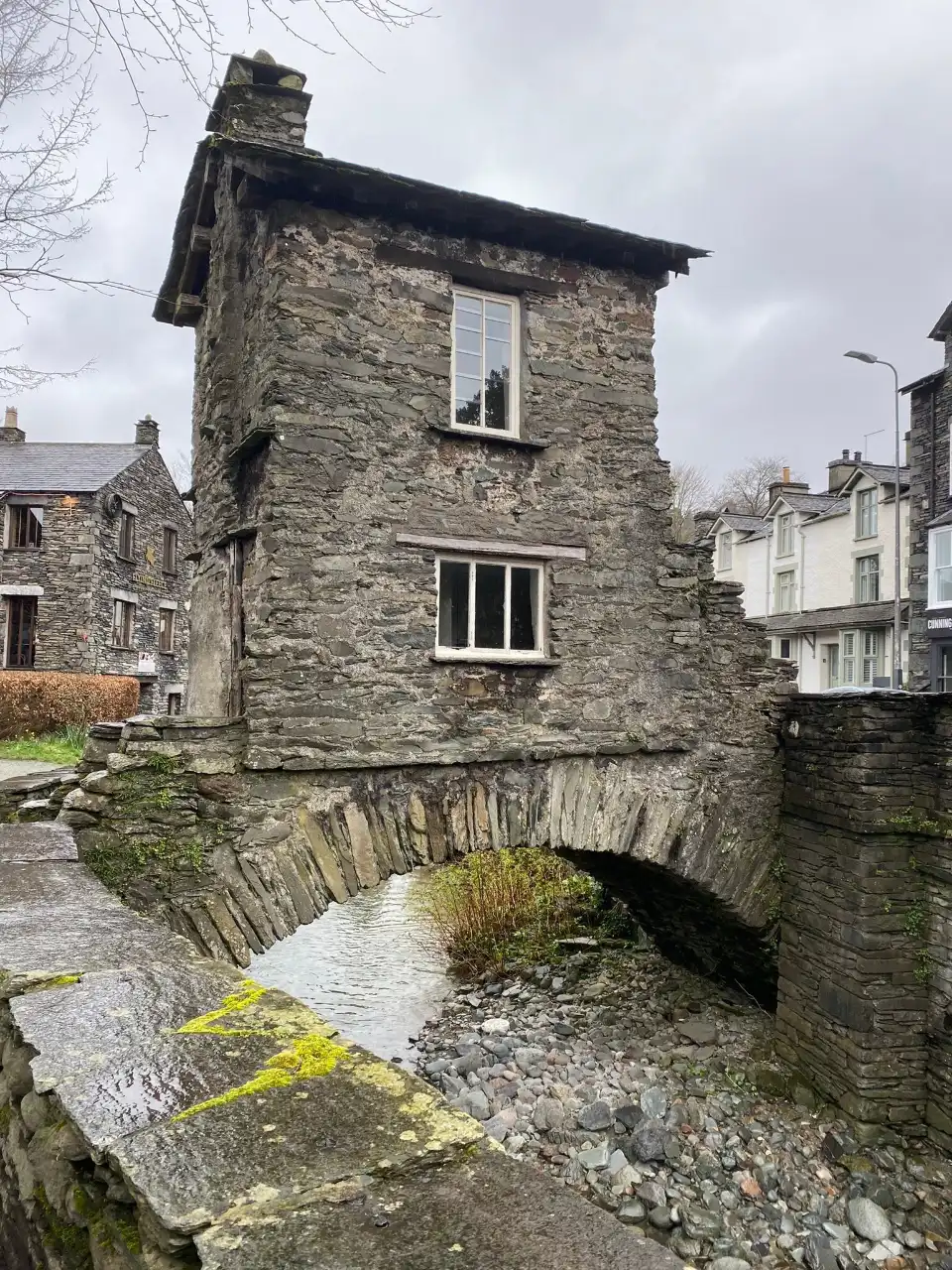 5_The Bridge House