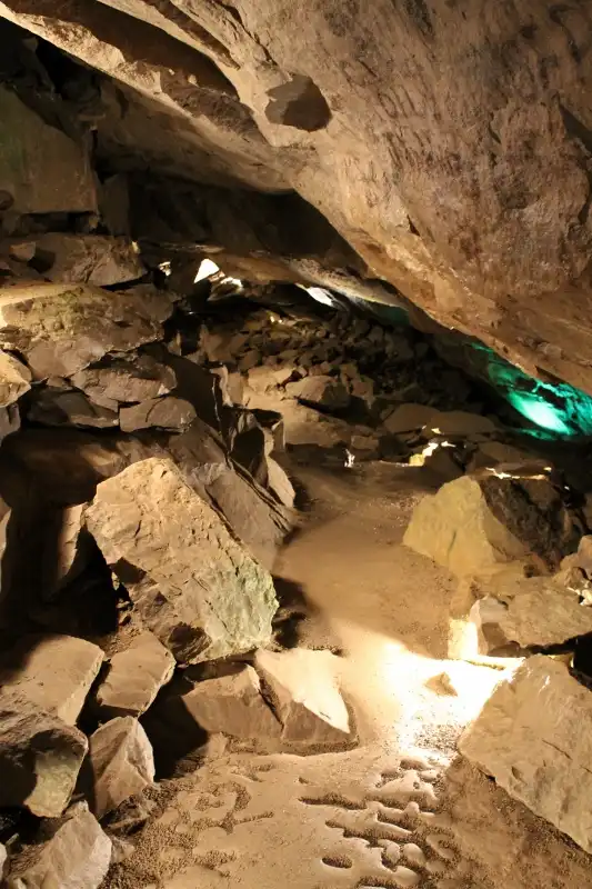 4_Seneca Caverns
