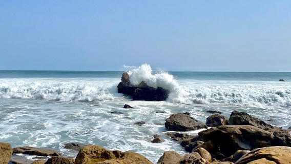 El Pescador State Beach