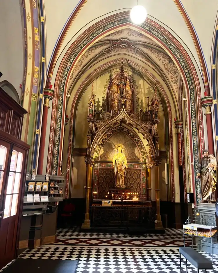 Hotels near De Krijtberg - Sint Franciscus Xaveriuskerk