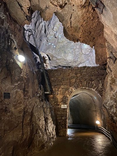 KUBACH CRYSTAL CAVE
