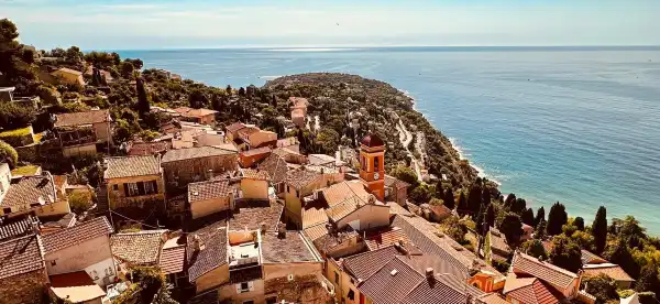 Hotels near Carnolès