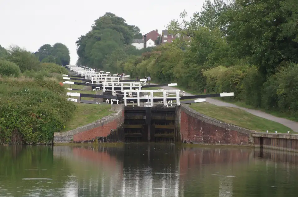 5_Caen Hill Locks