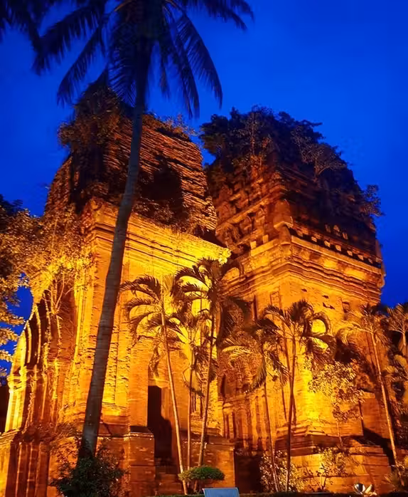Vol ${{cityDName}} Quy Nhơn