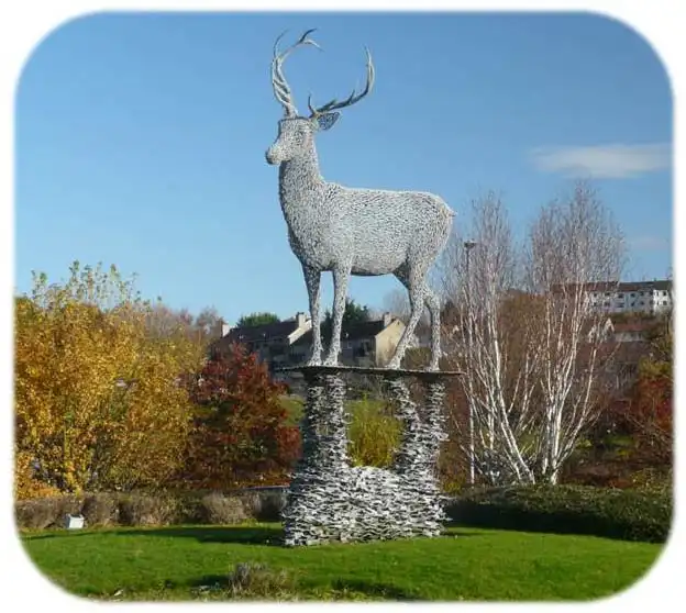 Hotels near The Andy Scott Sculpture Trail
