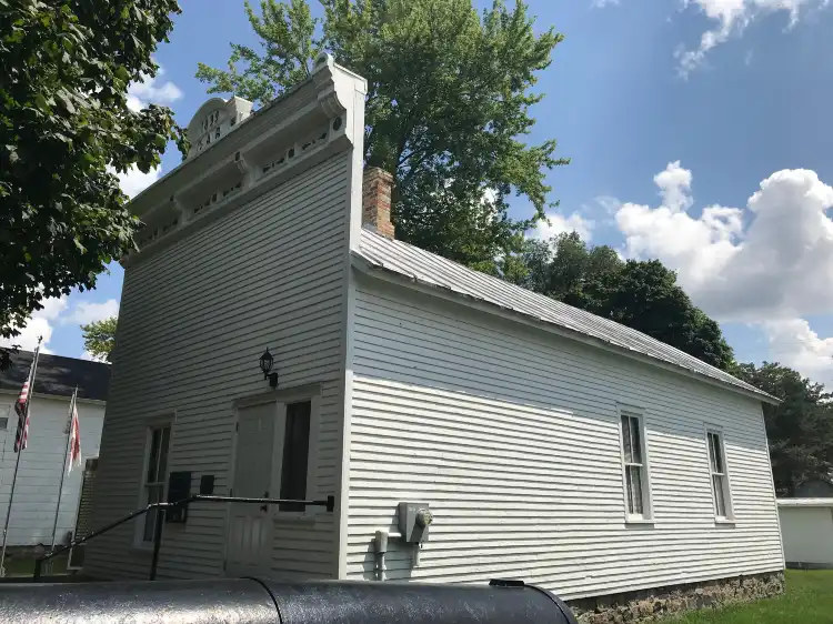 Hotels in Eaton County