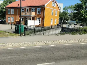 Arena, Moss Church and Cultural Center