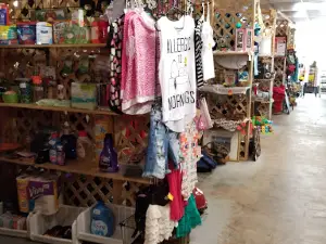 Ray Ray's Uptown Flea Market