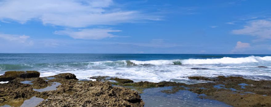 Pantai Pasir Putih Cihara
