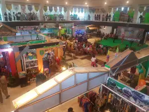 GEDUNG EXPO KUTIM