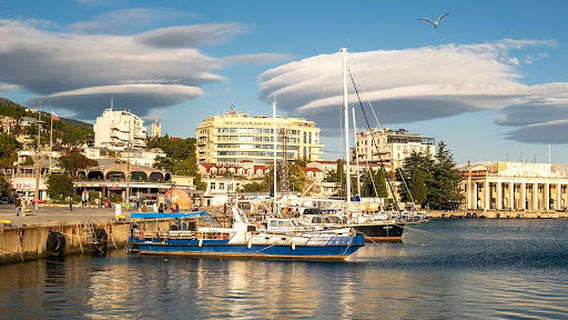 Yalta, Naberezhnaya