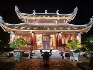 Khu Di tích lưu niệm Hồ Chủ tịch trên đảo Cô Tô