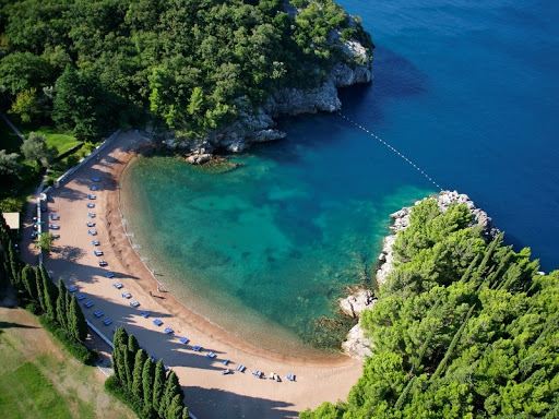 Queen's beach