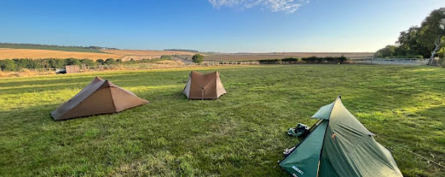 Manor Farm Campsite WOLDS WAY WALKERS ONLY
