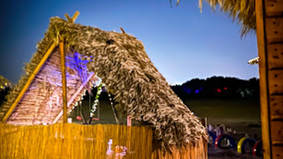 AquaSports Qatar - Mangrove Kayaking Center | Eco Camp مخيم جولات الكياك أكواسبورتس