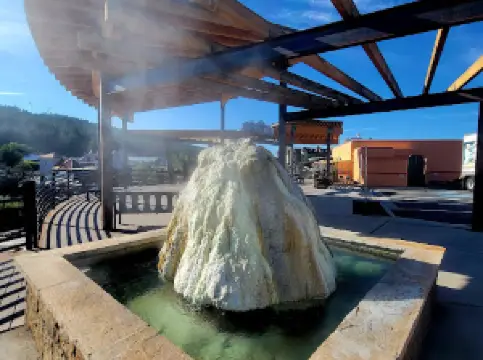 Nathan's Hippy Dip Hot Spring