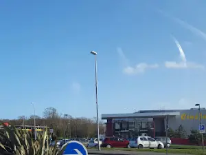 Cinejade