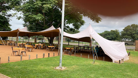 Tsholofelo Park / Park 27