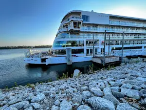 Center Street Landing - Mark Twain Riverboat
