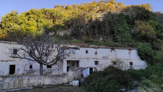 Puente viejo en el Camino de las Cuestas