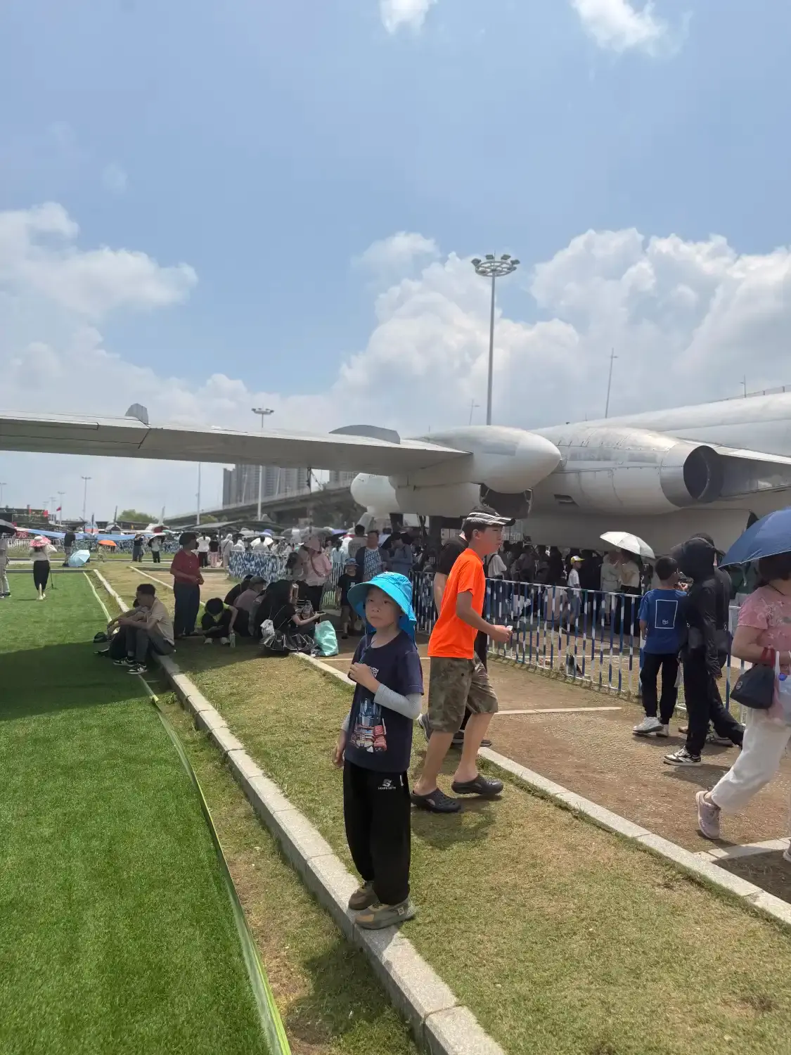 잔장 군사문화 박람원 주변 호텔