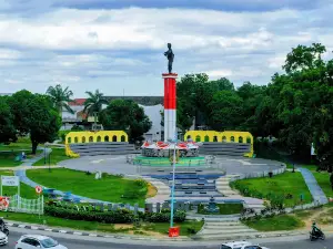 Tugu Juang Jambi