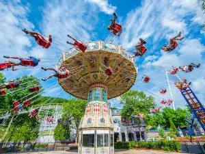 Lake Compounce Amusement & Water Park