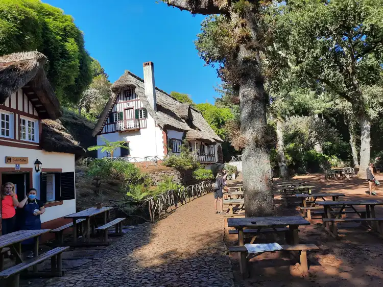 Hotels near Queimadas Forest Park