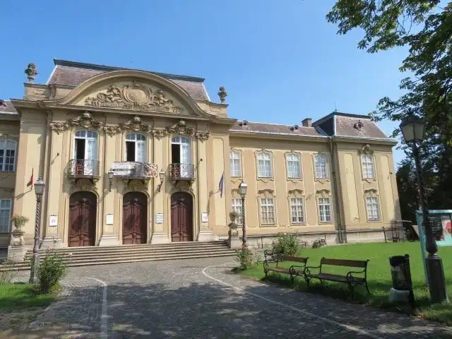 Hotels near Balaton Museum