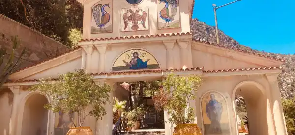Hotels in Vrachasi