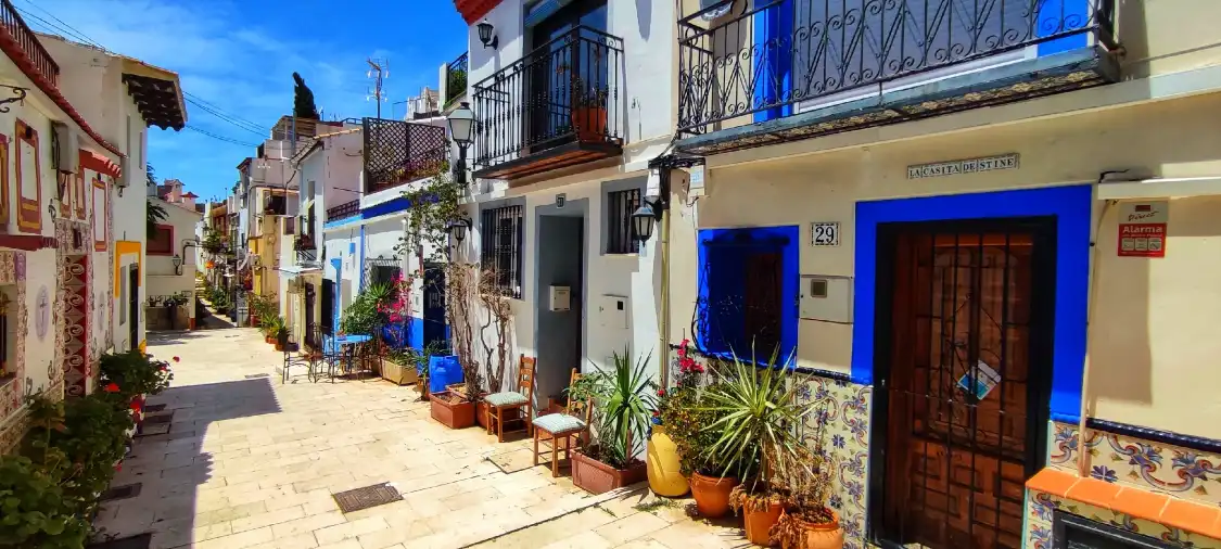 Hotels near Barrio Santa Cruz