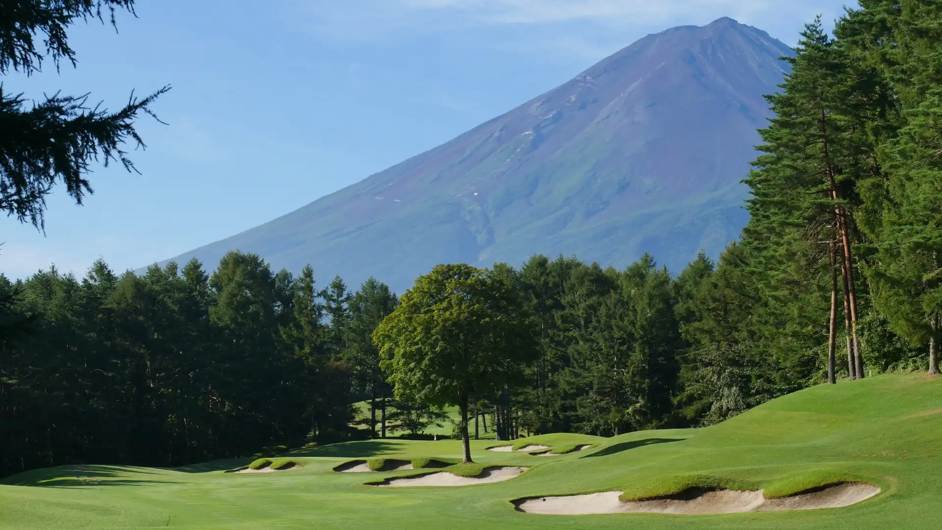 Hotels near Kawaguchiko Country Club