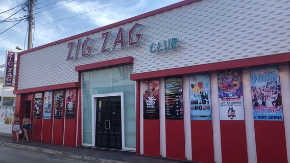 Zig Zag Club and Lounge