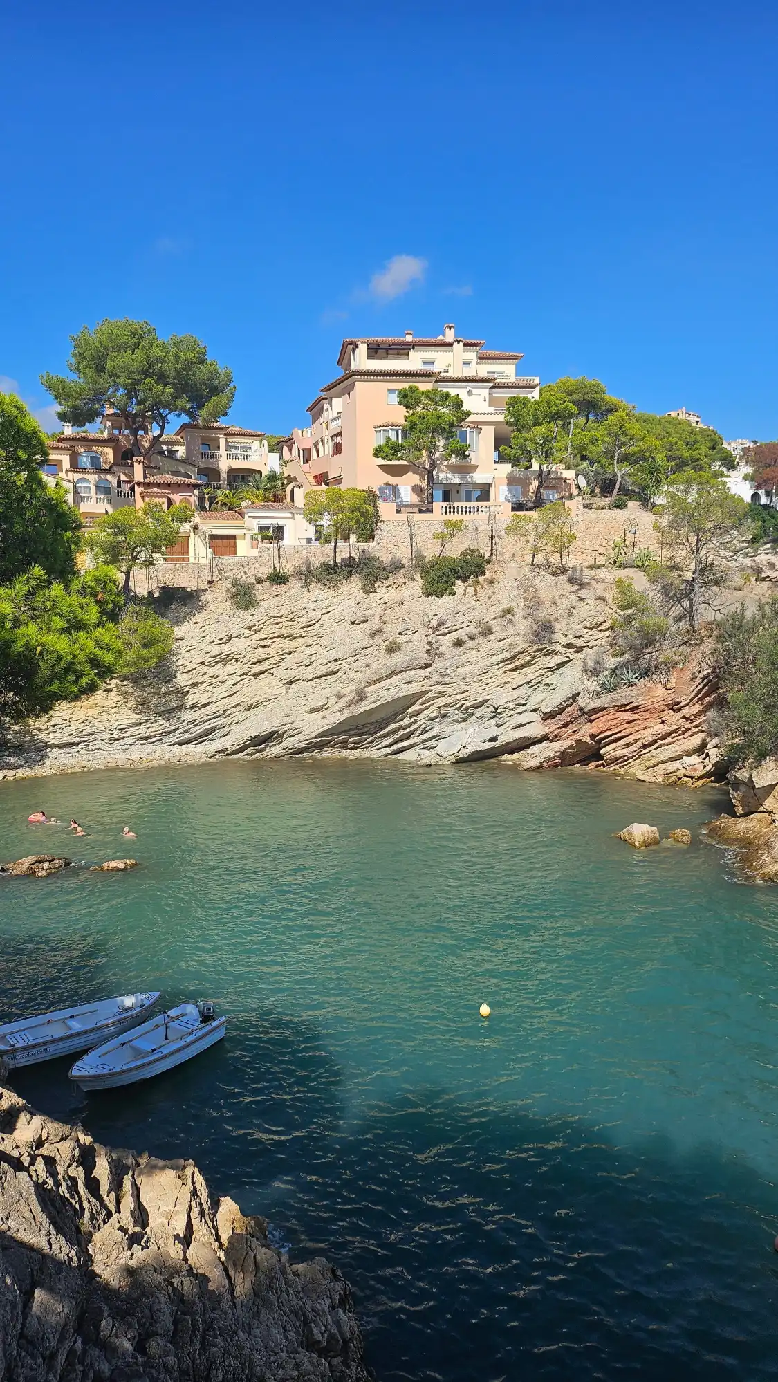 Hotels near Cala Fornells